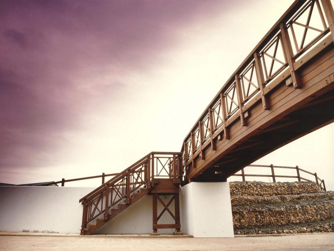 Laminated Beam Footbridges Sarum Hardwood Structures, Timber Bridges